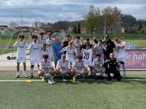 11-Tore-Spektakel endet mit Auswärtssieg für A Junioren